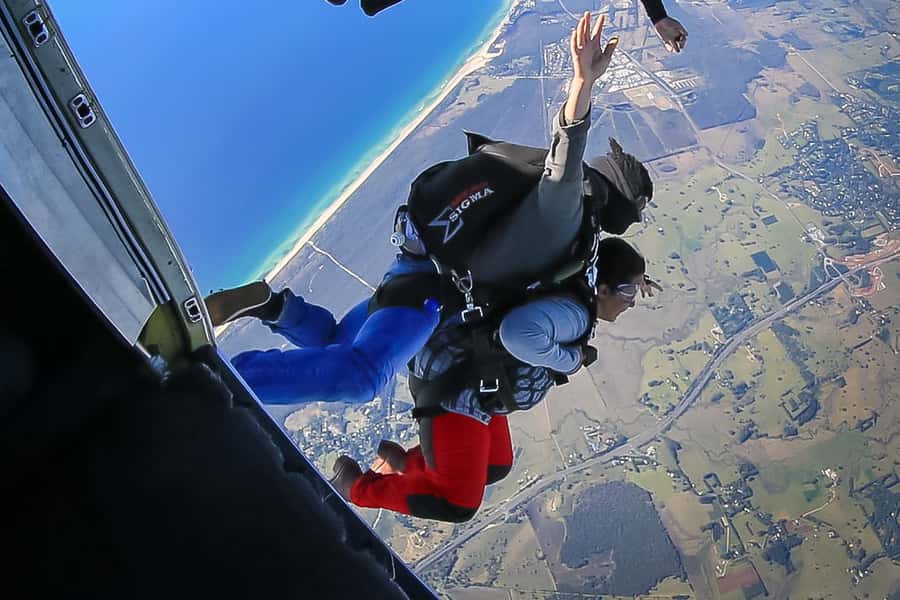 From Brisbane: Tandem Skydive Experience over Byron Bay - Canopy time: how you get time to soak it all in