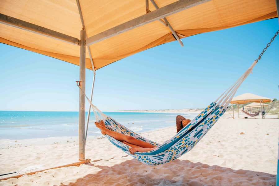 From Broome: Eco Beach Explorer Helicopter Flight with Lunch - The Return Flight to Broome: A Second Chance to See the Coast