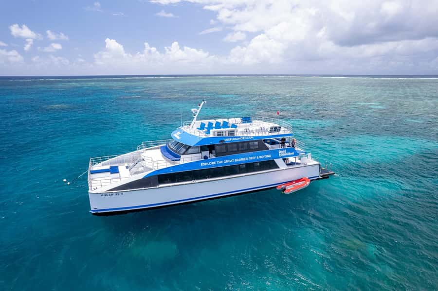 From Cairns: 2 Islands 1 day - Fitzroy & Green Islands - The pacing: 2 islands, 1 long day (and how to enjoy it)