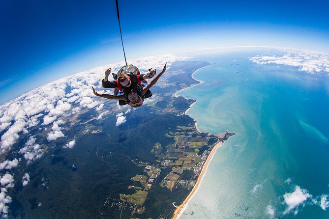 From Cairns: Tandem Skydive Experience over Mission Beach - From Cairns to Mission Beach: the day’s flow (and why it matters)