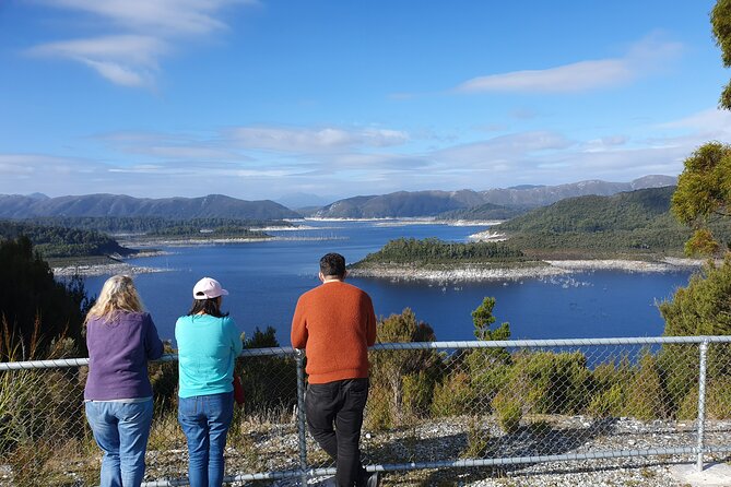 From Hobart: Gordon Dam and Lake Pedder Wilderness Day Tour - New Norfolk bakery stop: plan for lunch and warm drinks