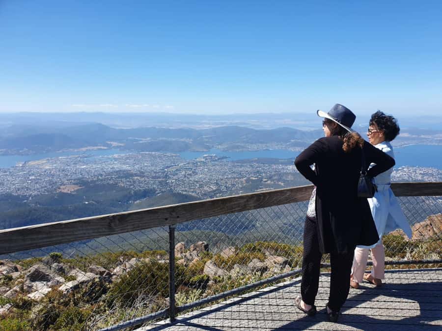 From Hobart: Mt Wellington Pinnacle 2 Hour Small Group Tour - Photo Opportunities Without the Rush: Views on the Way Up and Back Down