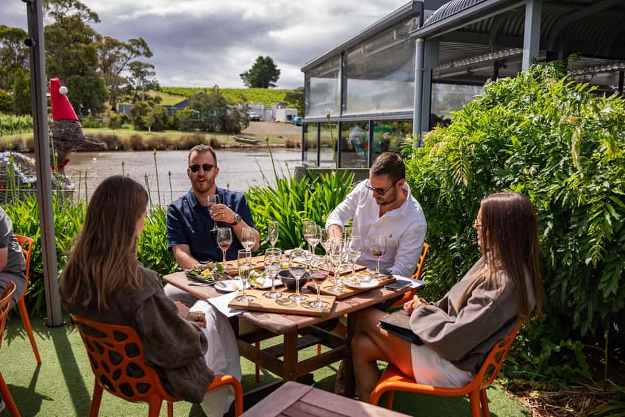 From Hobart: Tasmanian Wine Tour - Getting Around: Van Comfort, Timing, and What to Bring