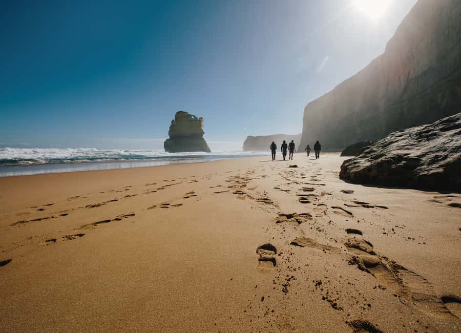 From Melbourne: 2-Day Great Ocean Road & Grampians Escape - Apollo Bay beach break and ice-cream style downtime