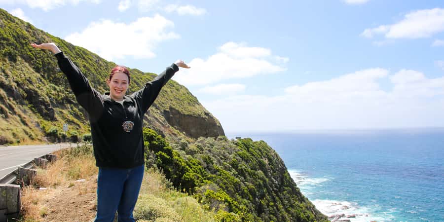 From Melbourne: Great Ocean Road & 12 Apostles Full-Day Tour - Apollo Bay lunch stop: a real break, but you pay for it