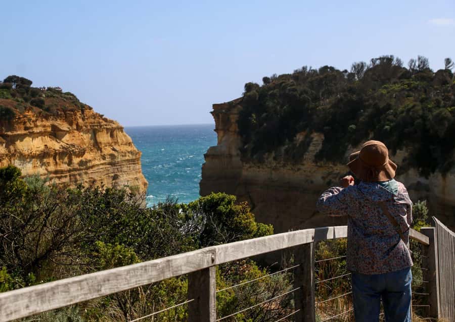 From Melbourne: Great Ocean Road & 12 Apostles Full-Day Tour - The Twelve Apostles: why this stop is the centerpiece