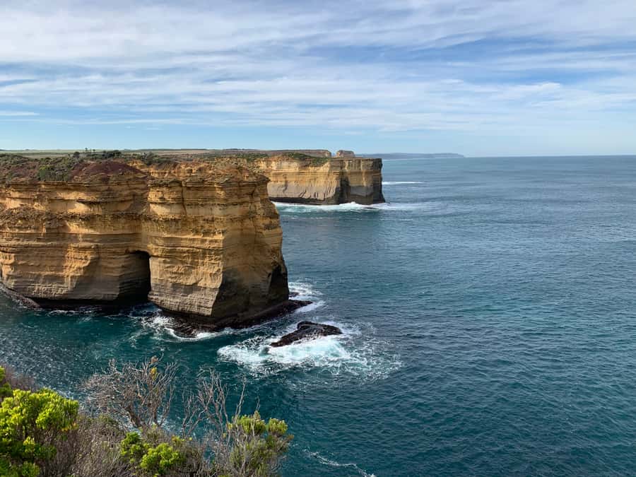 From Melbourne: Great Ocean Road Day Tour - Loch Ard Gorge and the Shipwreck Story at Ground Level