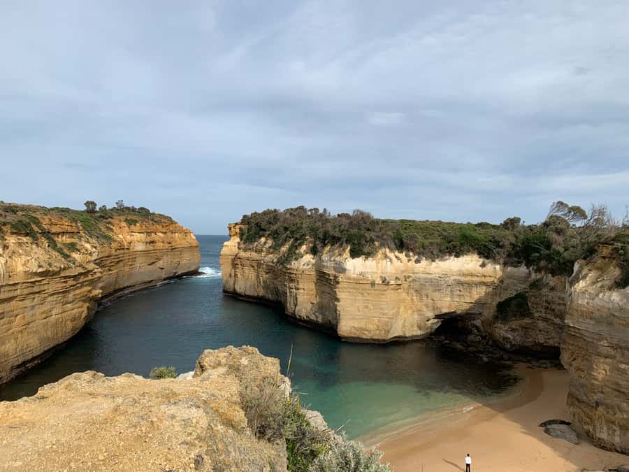 From Melbourne: Great Ocean Road Day Tour - From Melbourne Pickup to the Coastal Start