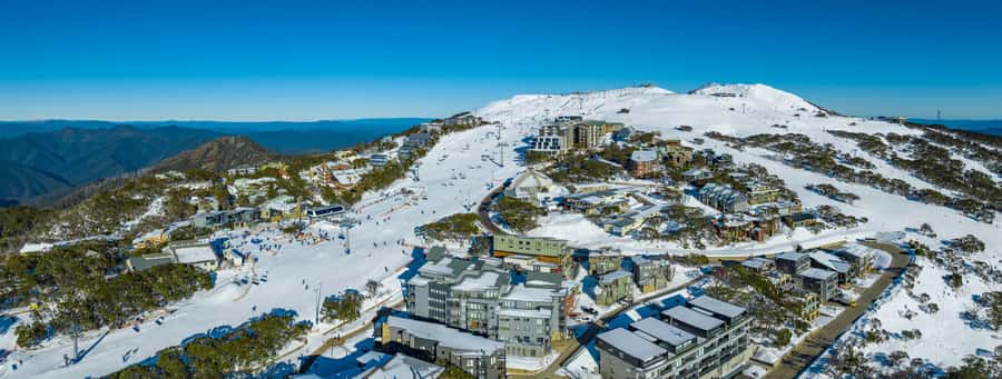 From Melbourne: Mt Buller Scenic Snow Getaway Day Tour - Getting to the snow: early pickups, coach comfort, and the Yea reset