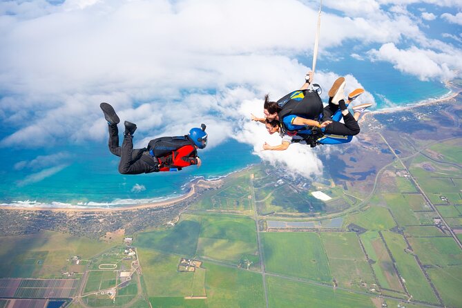 From Melbourne: Tandem Skydive over Great Ocean Road - Weather and risk: Know what you’re signing up for