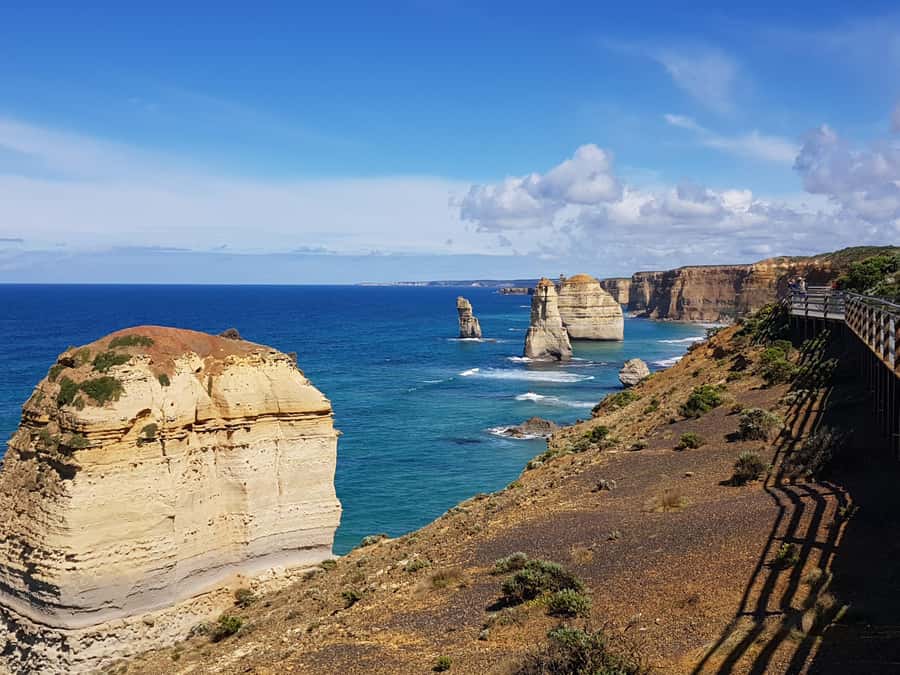 From Melbourne: Ultimate 2-Day Great Ocean Road Tour - Day 1 from Melbourne: Torquay surfers and Split Point Lighthouse