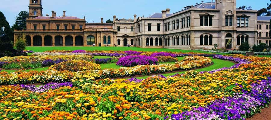 From Melbourne: Werribee Open Range Zoo & Werribee Mansion - What you really pay (and what you should budget)