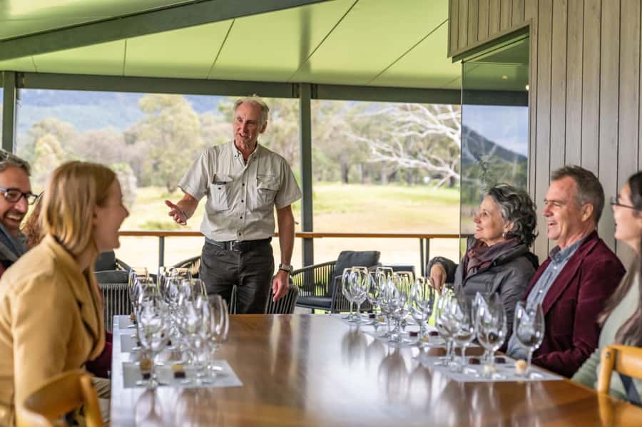 From Sydney: Award-Winning Hunter Valley Wine & Cheese Tour - Lakeside lunch in Pokolbin: a reset with a complimentary glass