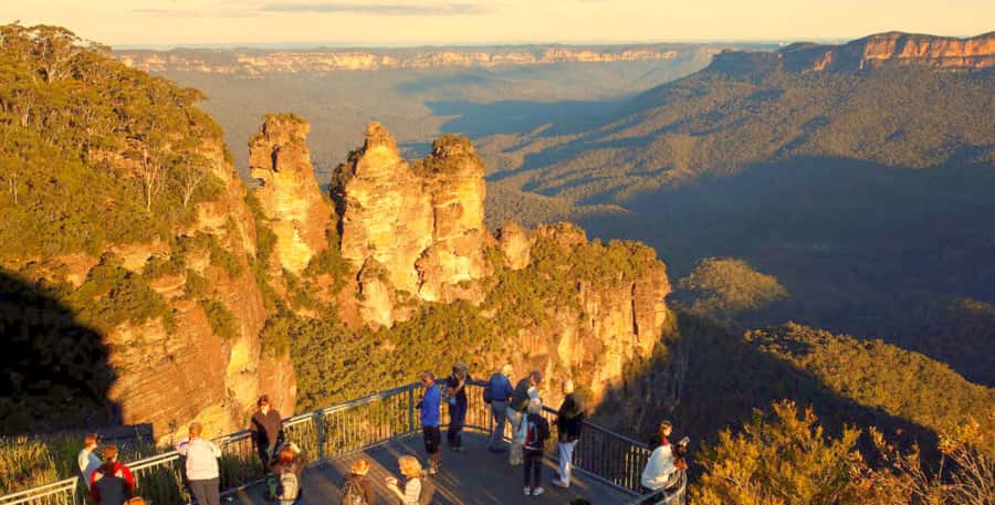 From Sydney: Blue Mountains Sightseeing And Sunset Day Tour - Echo Point and the Three Sisters Sunset Finish