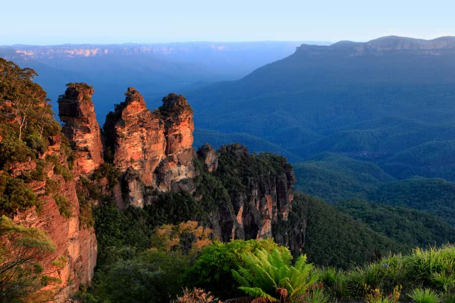 From Sydney: Blue Mountains, Sydney Zoo & Walking Tour - Getting to the Blue Mountains: pickup, timing, and the 11-hour loop