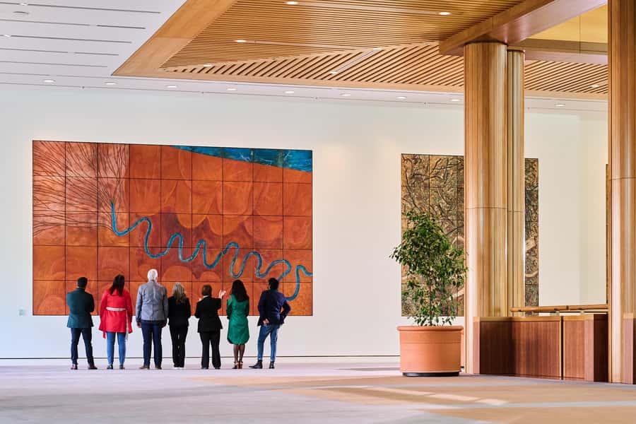 From Sydney: Explore Canberra Includes Buffet Lunch - Meeting at Central Station and handling that early 6:45am push