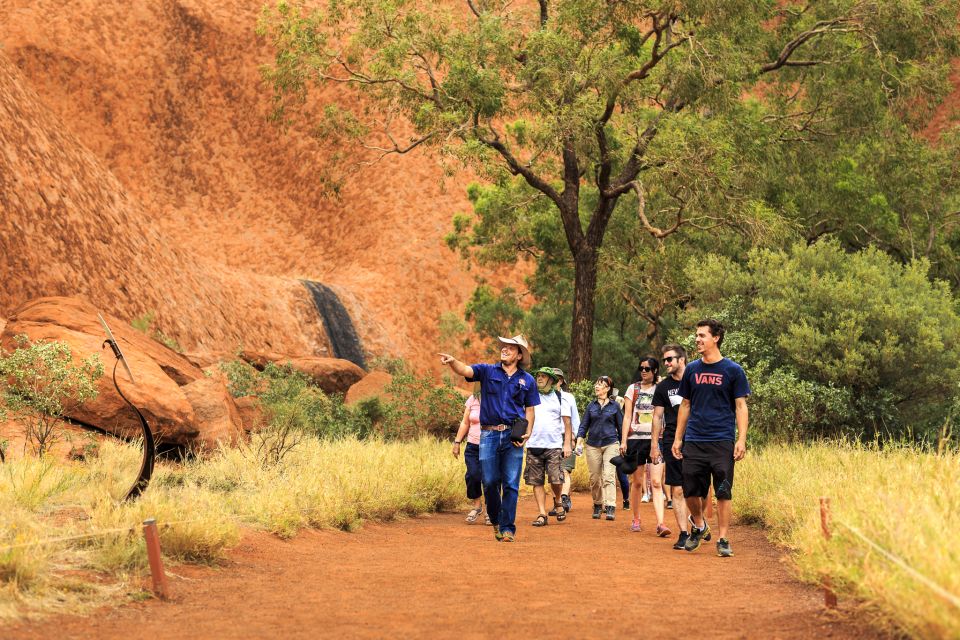 From Yulara: Uluru Tour and Sunset BBQ - Mala Walk at Uluru: a respectful route with rock art payoff