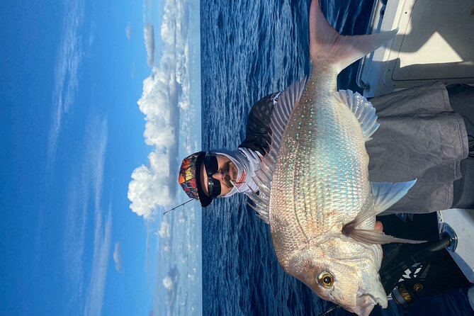 Full Day 9 Hour Offshore Fishing Charter - The reefs, the current, and why offshore days can vary