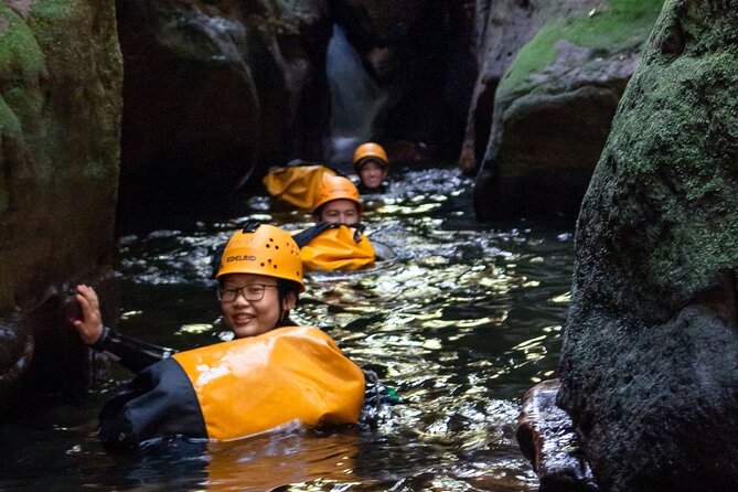 Full-Day Canyoning Experience at Stunning Empress Canyon - Abseiling first: from a 5-metre starter to real 30-metre drops