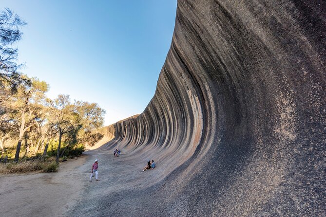 Full-Day Wave Rock & Historic York - Hippo’s Yawn Cave: quick fun, good photos, short attention span required