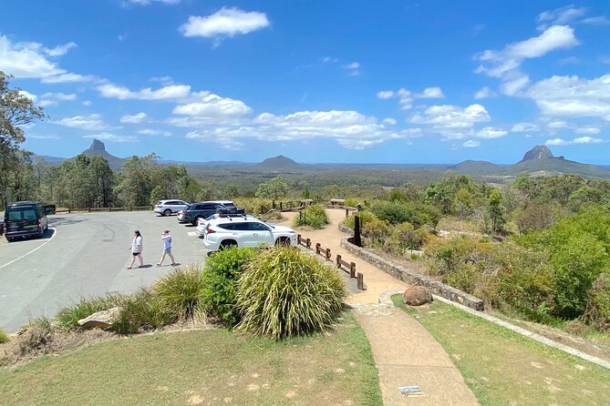 Glass House Mountains Tour with Lunch, Lookouts, and Nature Walks - Mt Coonowrin and the quick win: shaping your photo stops