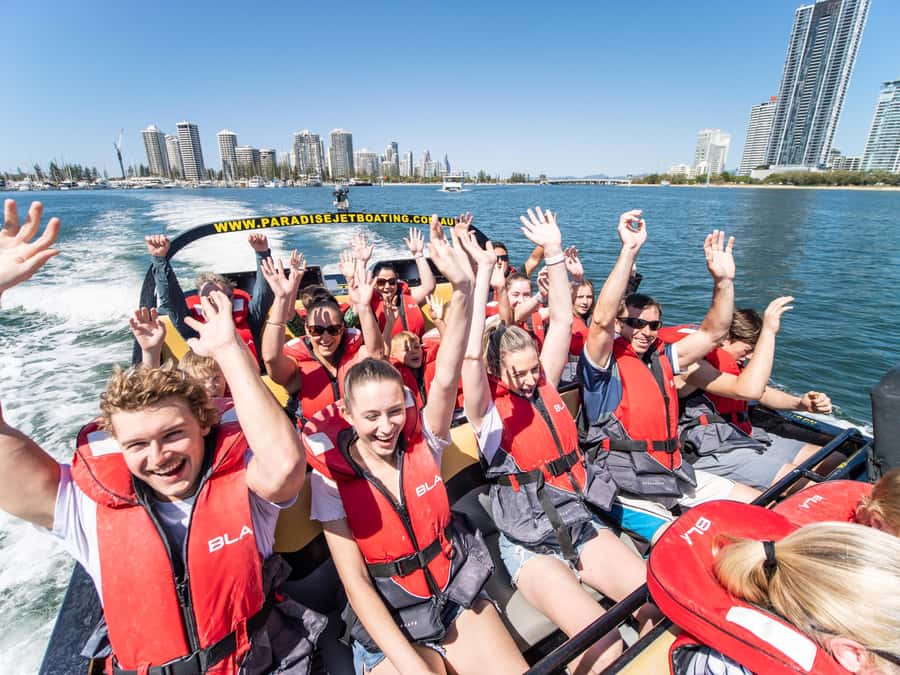 Gold Coast: 1-Hour Extreme Jet Boat Ride - From canals to the Broadwater: how the scenery and spins fit together