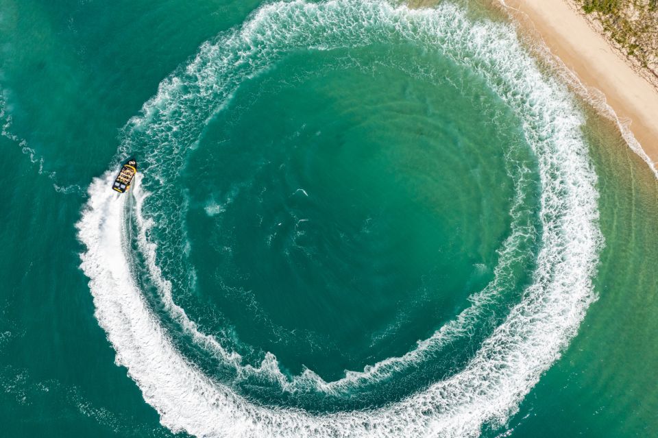 Gold Coast: 1-Hour Extreme Jet Boat Ride - Safety, gear, and the wet-weather reality