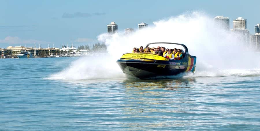 Gold Coast: 1-Hour Extreme Jet Boat Ride - Extreme jet boat moves: up to 80 km/h thrills, up close