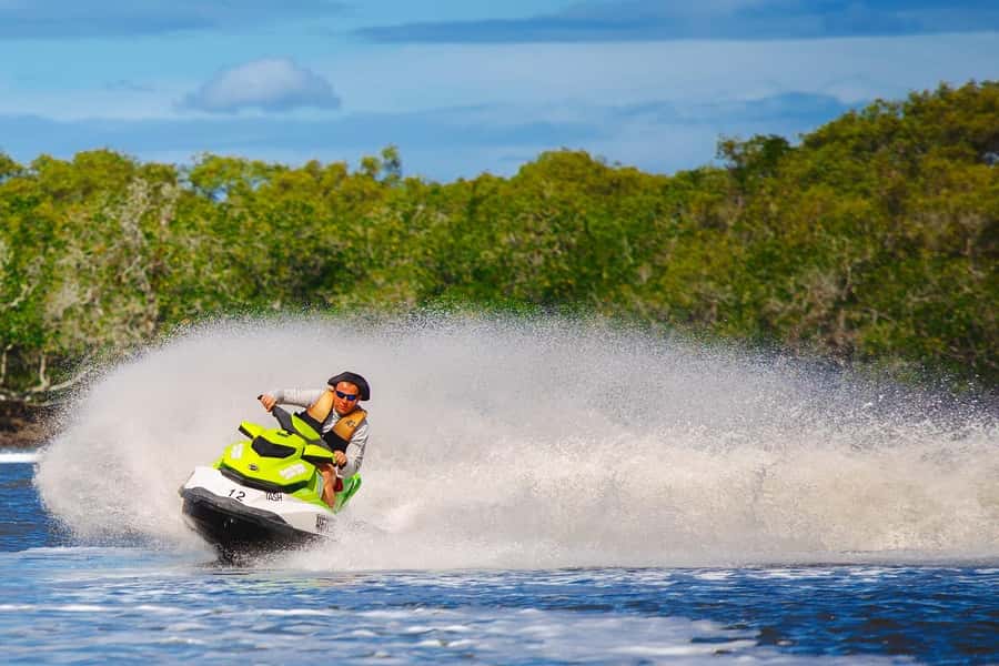 Gold Coast: 30-Minute Jet Ski - No Slow Zones - Free Photos - Free Photos: Great When It Works, Worth Confirming Up Front