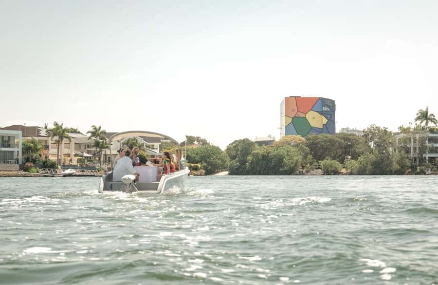 Gold Coast: Electric Picnic Boat Rental From Isle of Capri - Key highlights that matter