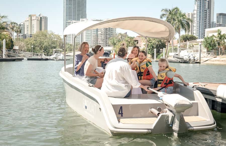 Gold Coast: Electric Picnic Boat Rental From Isle of Capri - The self-drive part: how the experience feels when you’re the captain