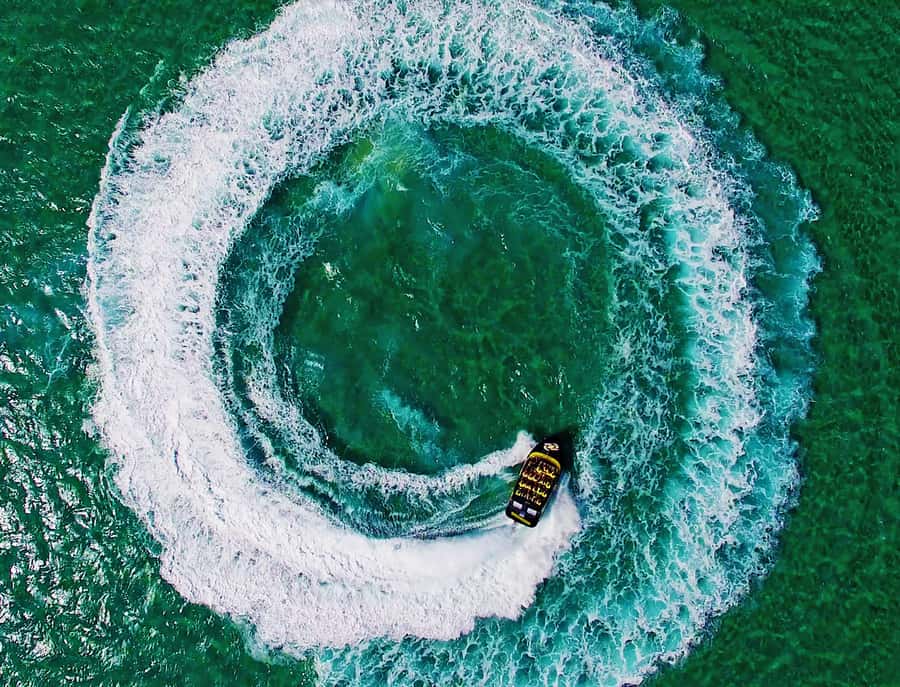 Gold Coast: Extreme Jet Boat Blast Ride - Southern Broadwater Jet Boat: the real point of the $44 ride