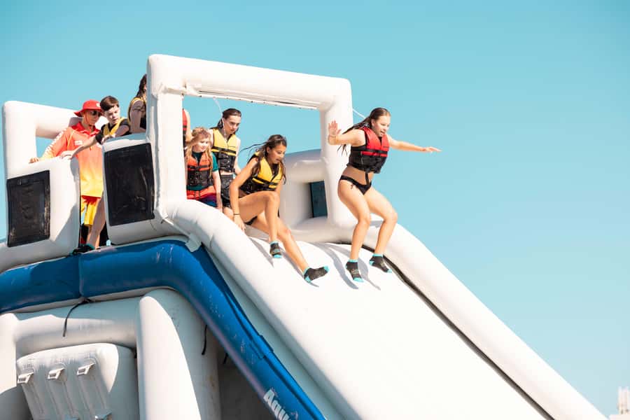 Gold Coast: GC Aqua Park Session in Broadwater Parklands - GC Aqua Park at Broadwater Parklands: what you’re actually buying