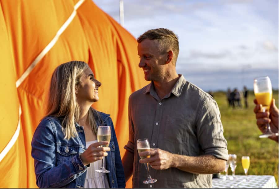 Gold Coast: Hot Air Balloon Flight, Sparkling Wine & Photos - Lift-Off to Landing: Bubbles, Certificate, and the Photo Moment