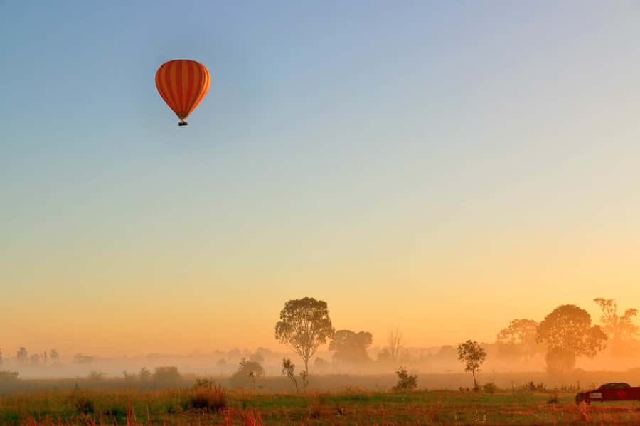Gold Coast: Hot Air Balloon Flight, Sparkling Wine & Photos - Door-to-Door Transfers: The Morning Run You’ll Actually Thank Yourself For