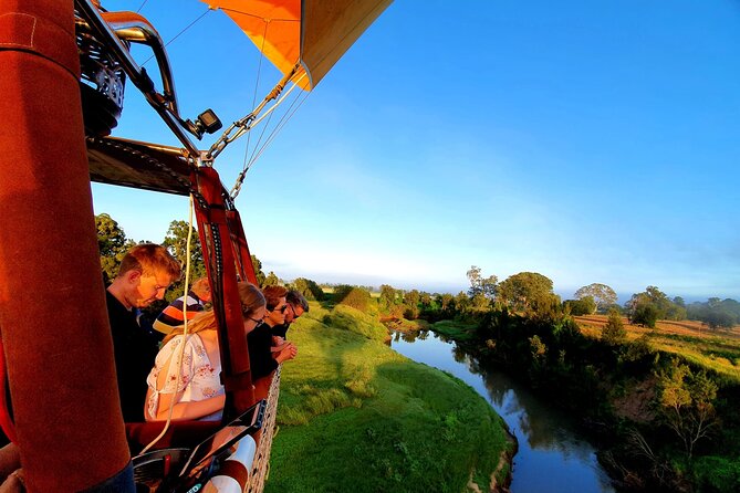Gold Coast Hot Air Ballooning, Bubbles & Go - Why this express morning starts at 4:00am
