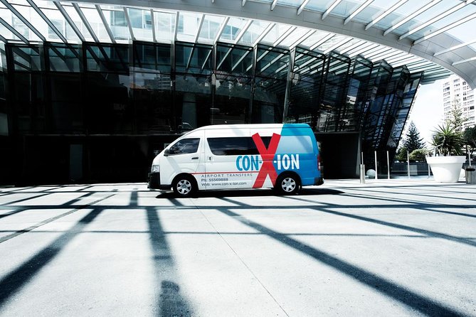 Gold Coast Hotels & Theme Park Transfers - Why These Transfers Beat Driving Yourself on the Gold Coast