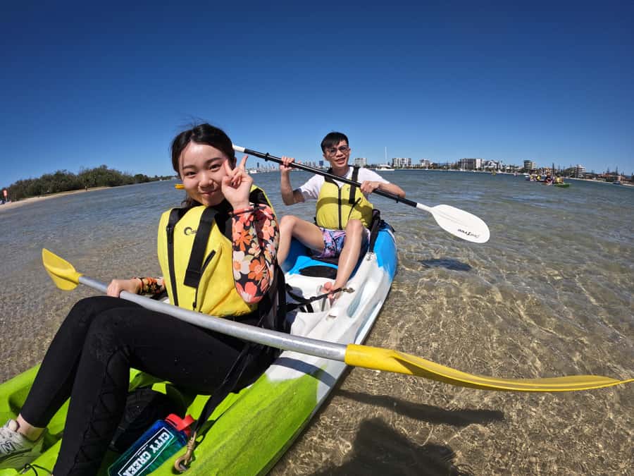 Gold Coast: Kayaking & Snorkelling Tour with Fish Feeding - Should you book this kayaking and fish feeding tour?