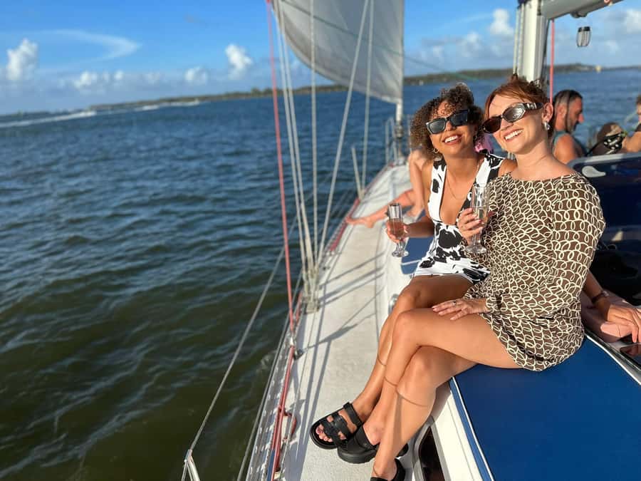 Gold Coast: Midday Sailing Cruise incl food & drinks - Your 2-Hour Midday Sailing Route on the Broadwater