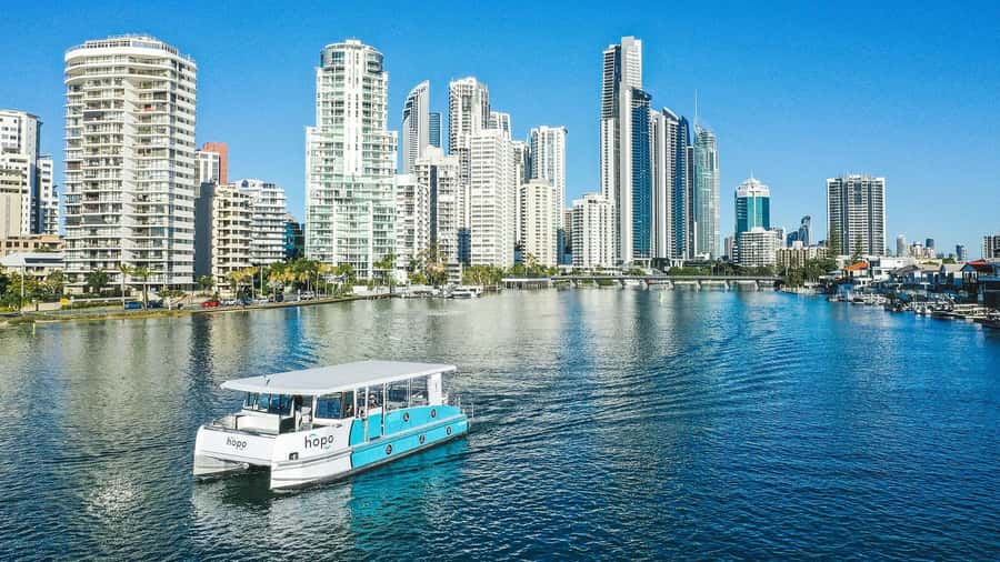 Gold Coast: Sightseeing Hop-on Hop-off Cruise - Pair your ferry hops with big-name Gold Coast attractions