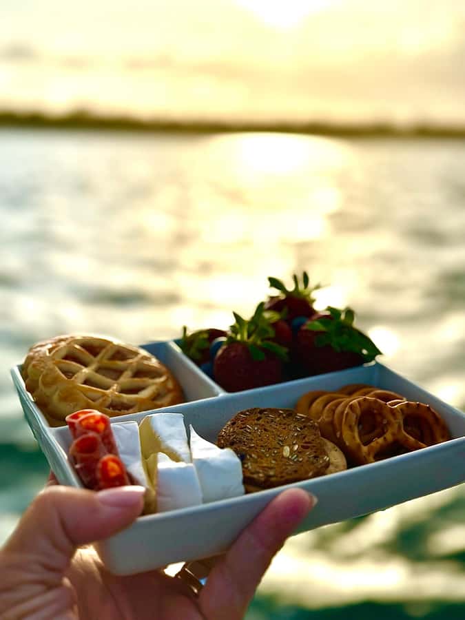 Gold Coast: Sunset Sailing Cruise incl food & drinks - Who This Gold Coast Sunset Sail Is Best For