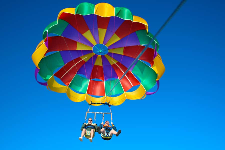 Gold Coast: Surfers Parasailing with Free Photos - What to Bring So Your Day Stays Easy