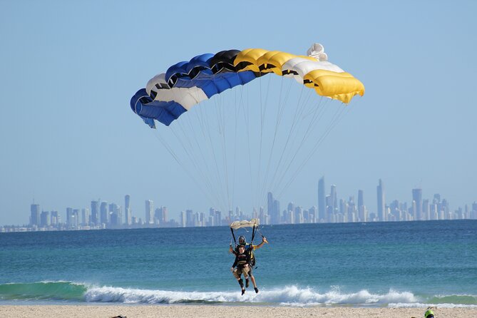 Gold Coast Tandem Skydive - The Freefall and Parachute Float: 45 Seconds of Fast, Then 4–5 Minutes of Calm