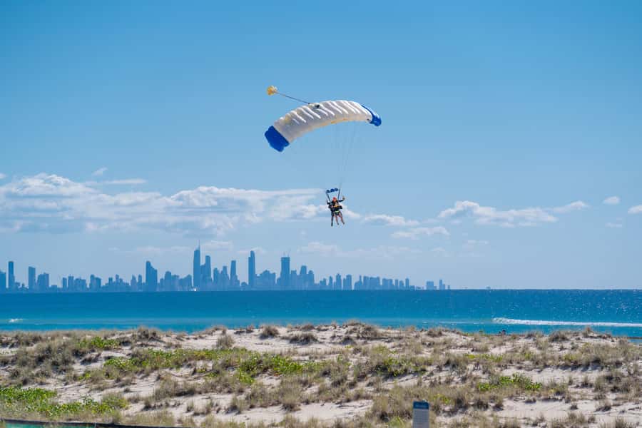 Gold Coast: Tandem Skydiving Experience - Who this tandem jump is best for (and who should skip it)