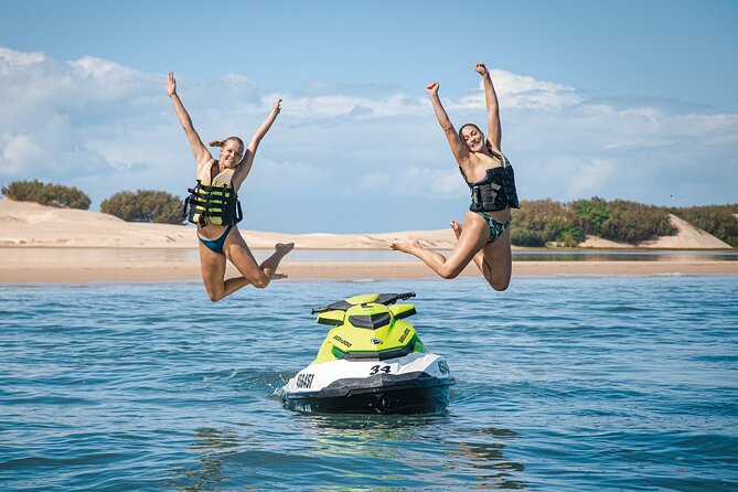 Gold Coast V8 Jet Boat Rapid Ride - Weather, Small-Group Caps, and Safety Reality Checks