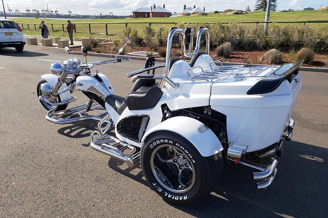 Grand Pacific Trike Tour - Bulli Beach Cafe break: coffee or tea with a coastal-town backdrop