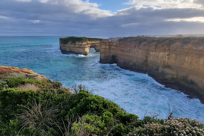 Great Ocean Road Private Luxury Tour - Twelve Apostles and Loch Ard Gorge: the classic start, done on your terms