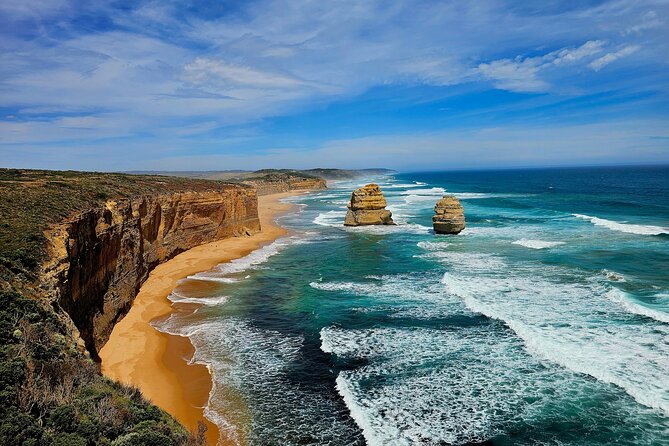 Great Ocean Road Small Group Tour with Dingos, Sparkling & Lunch - Premium midi-coach comfort: window seat, WiFi, and charging ports
