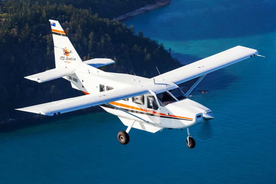 Green Island Fly & Cruise Package - Reef Hopper flight: the best way to start your Great Barrier Reef day