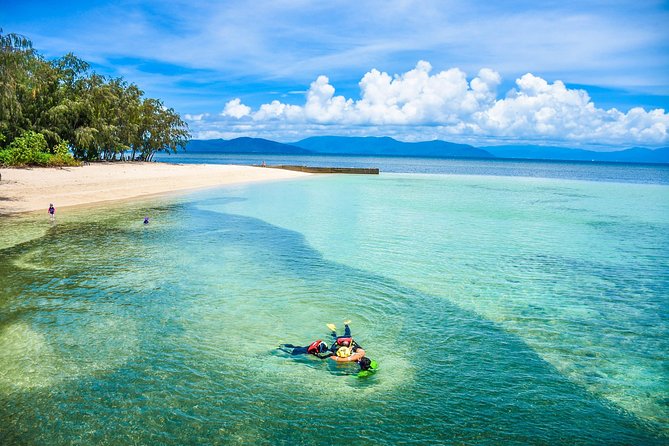 Green Island Full Day Trip from Cairns with City Transfers - Pickup, timing, and what the 9:00am start feels like